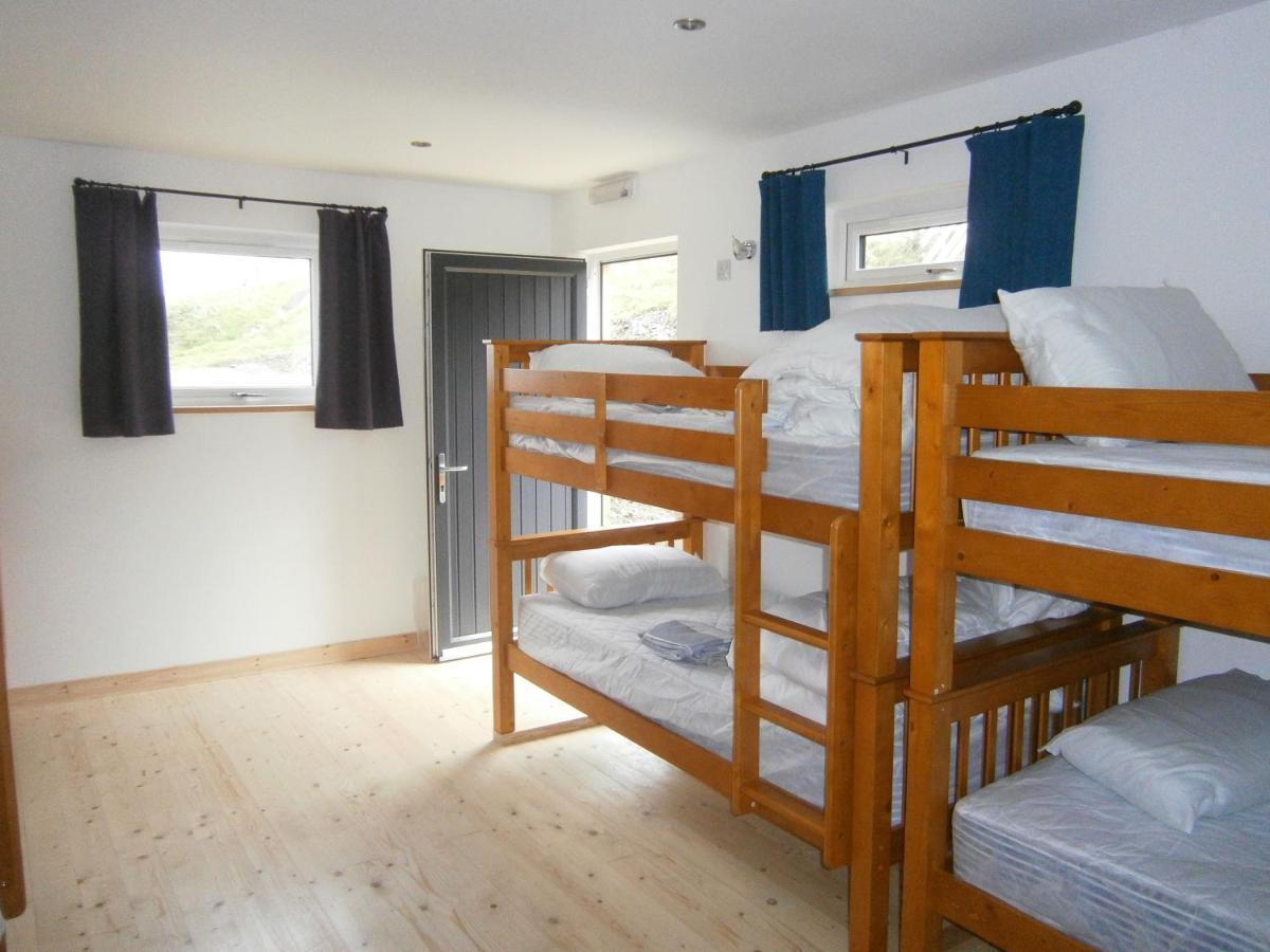 Otter Bunkhouse Hostel Cairisiadar Luaran gambar