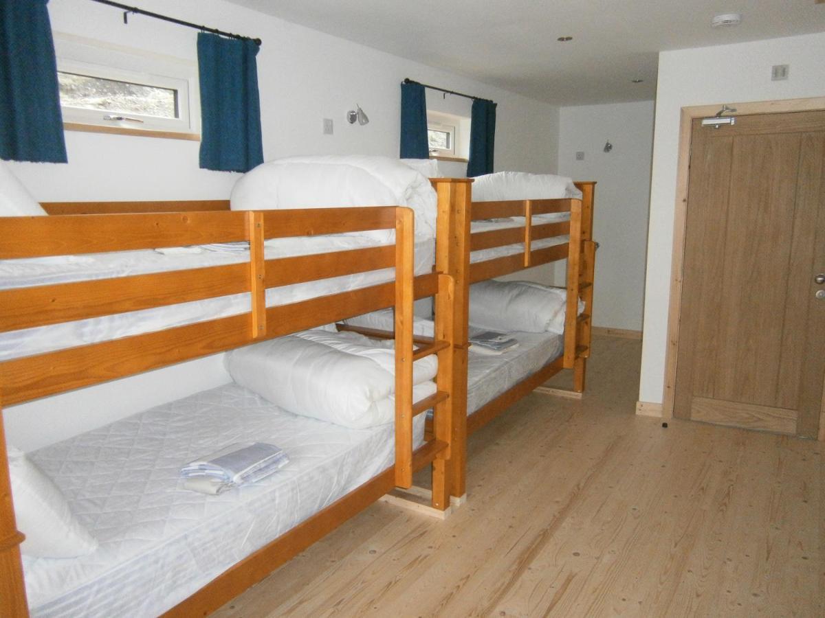 Otter Bunkhouse Hostel Cairisiadar Luaran gambar