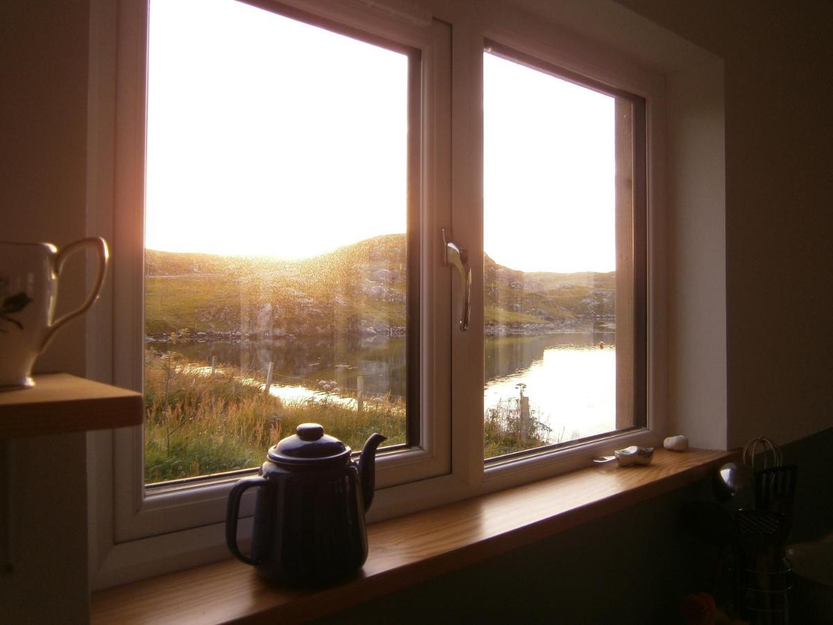 Otter Bunkhouse Hostel Cairisiadar Luaran gambar