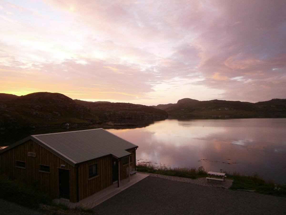Otter Bunkhouse Hostel Cairisiadar Luaran gambar